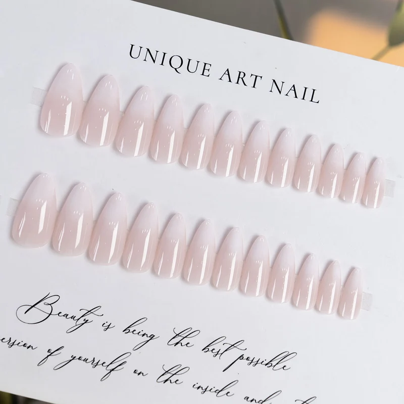Elegante Ombre Stiletto Nagelverzierungen