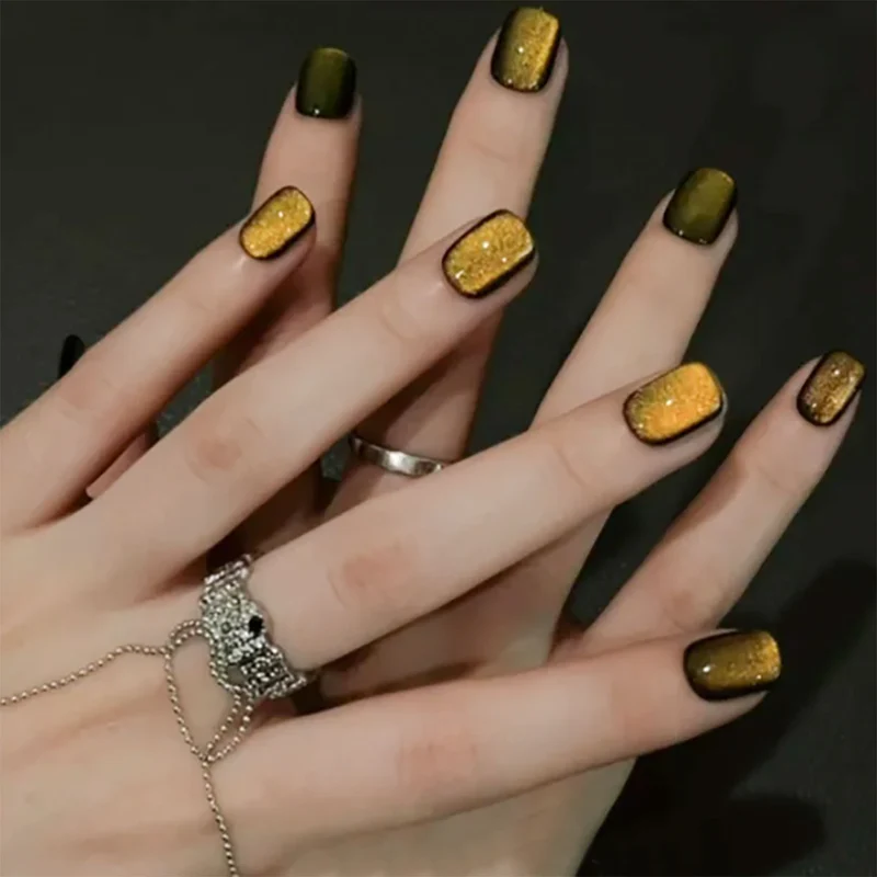 Elegante Metallic Press-On Nägel