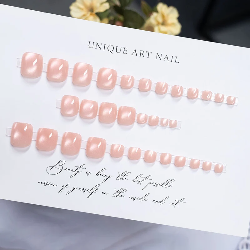Elegante Metallische Nagelkunst