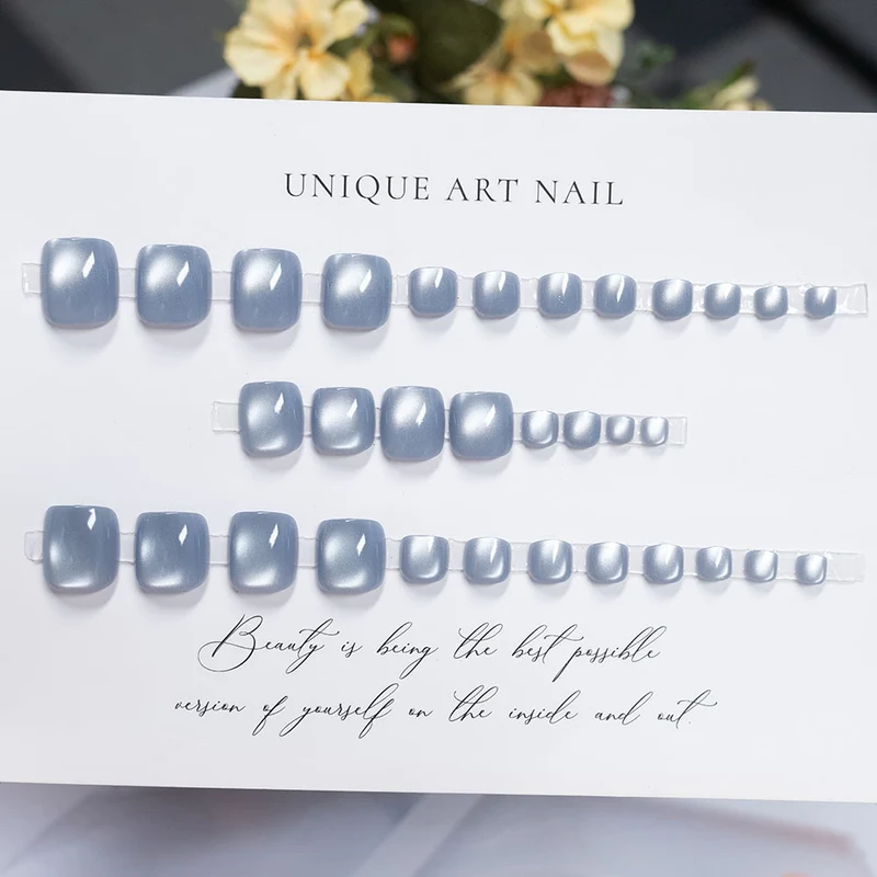 Elegante Metallische Nagelkunst