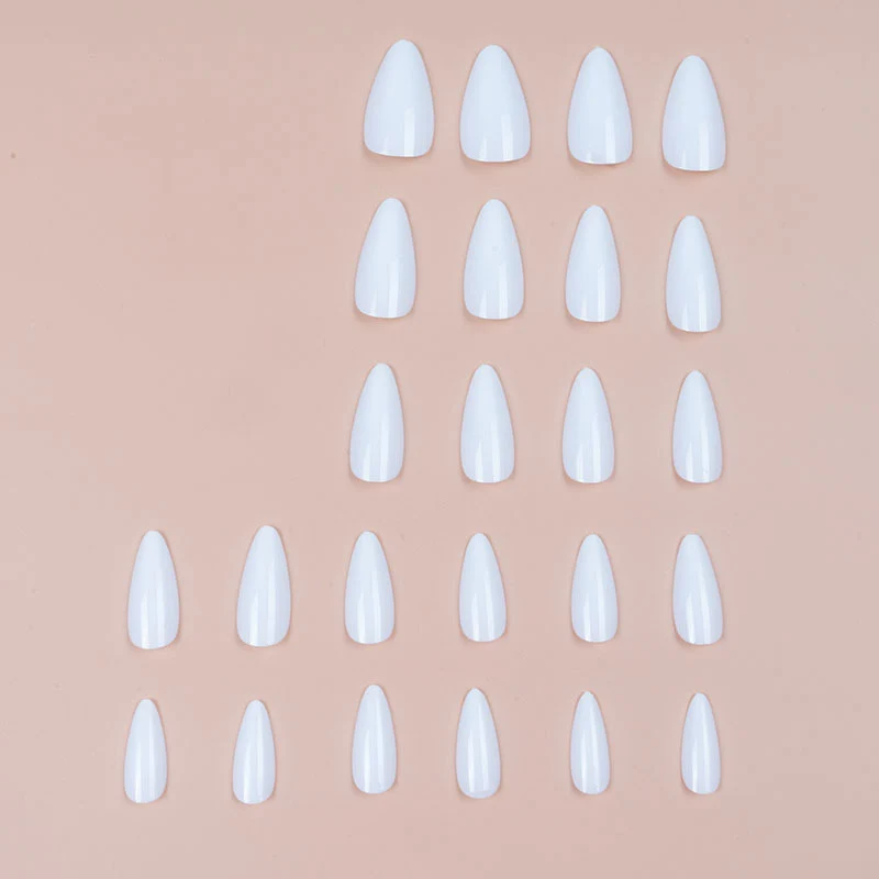 Elegante Matte Stiletto Press-On Nägel
