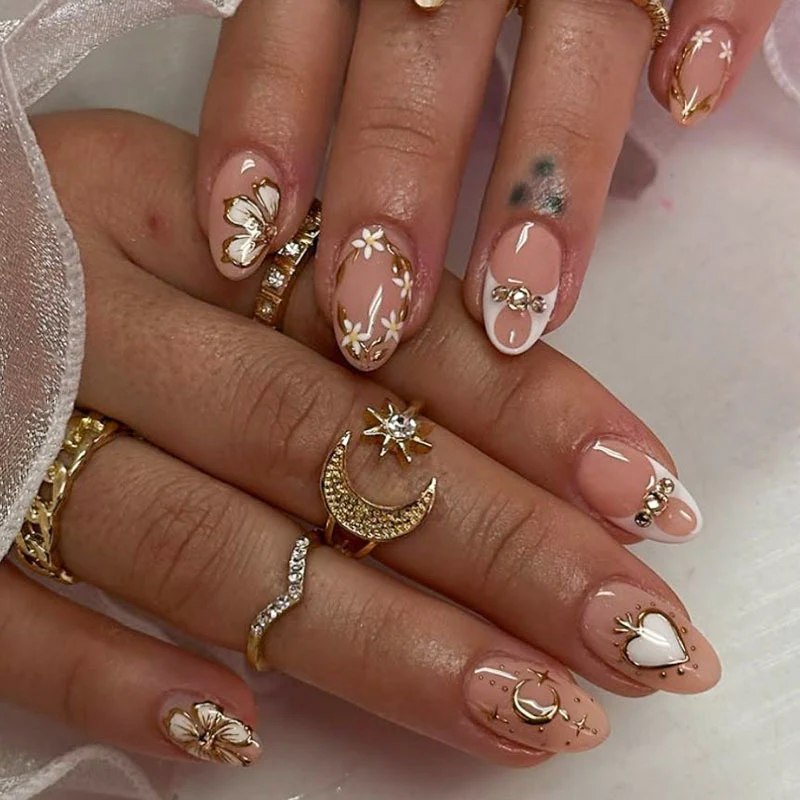 Elegantes dekoratives Nagelkunstset 1791110864
