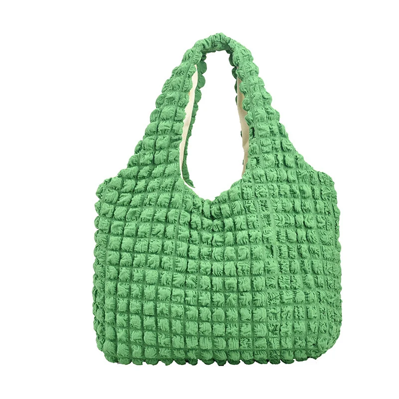Gemütliche strukturierte Schultertasche