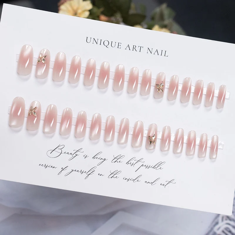 Elegantes Blumendesign Press-On Nagelset