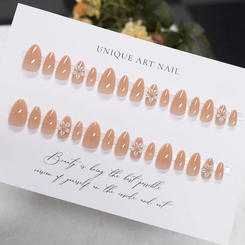 Elegante florale Press-On Nagelkunst 1791110838