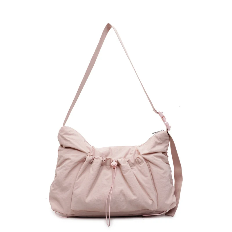 Lässig funktionale Slingtasche