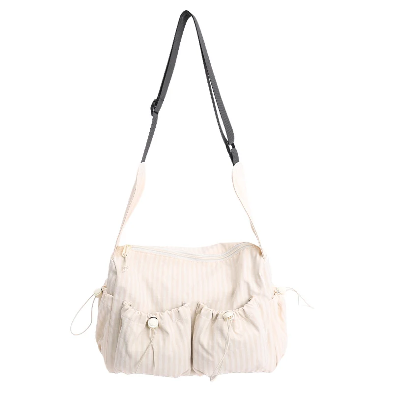 Lässige karierte Schultertasche