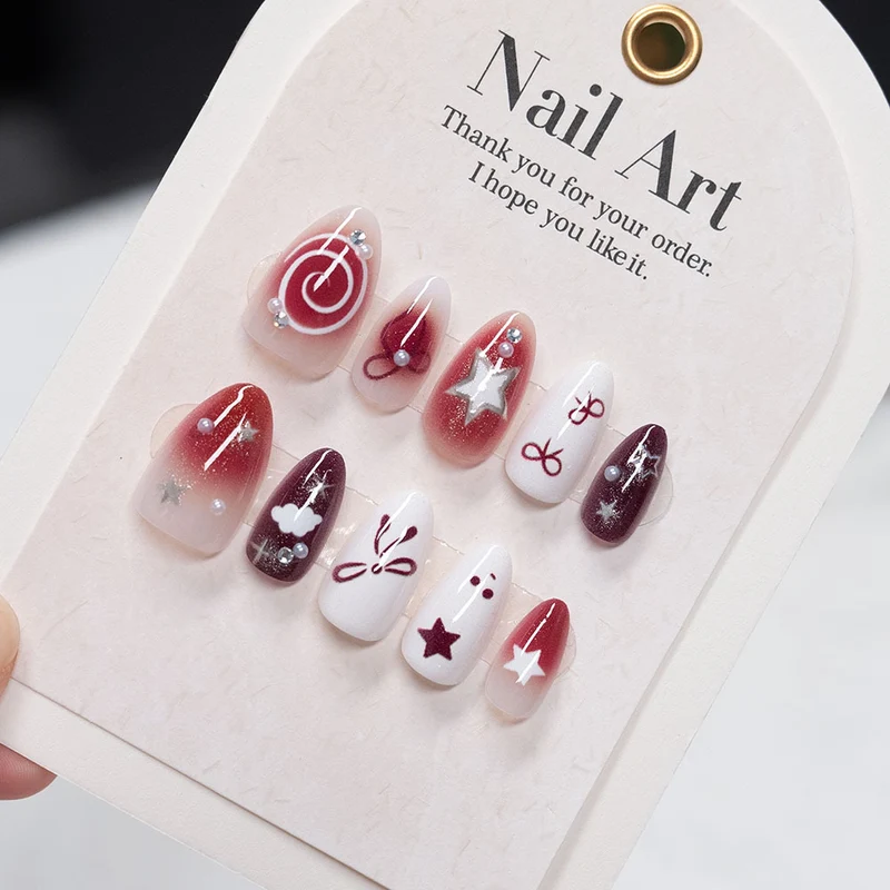 Dekoratives Press-On Nagelkunst Set