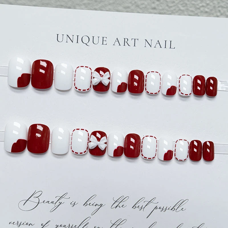 Dekorativer Nagelkunstset