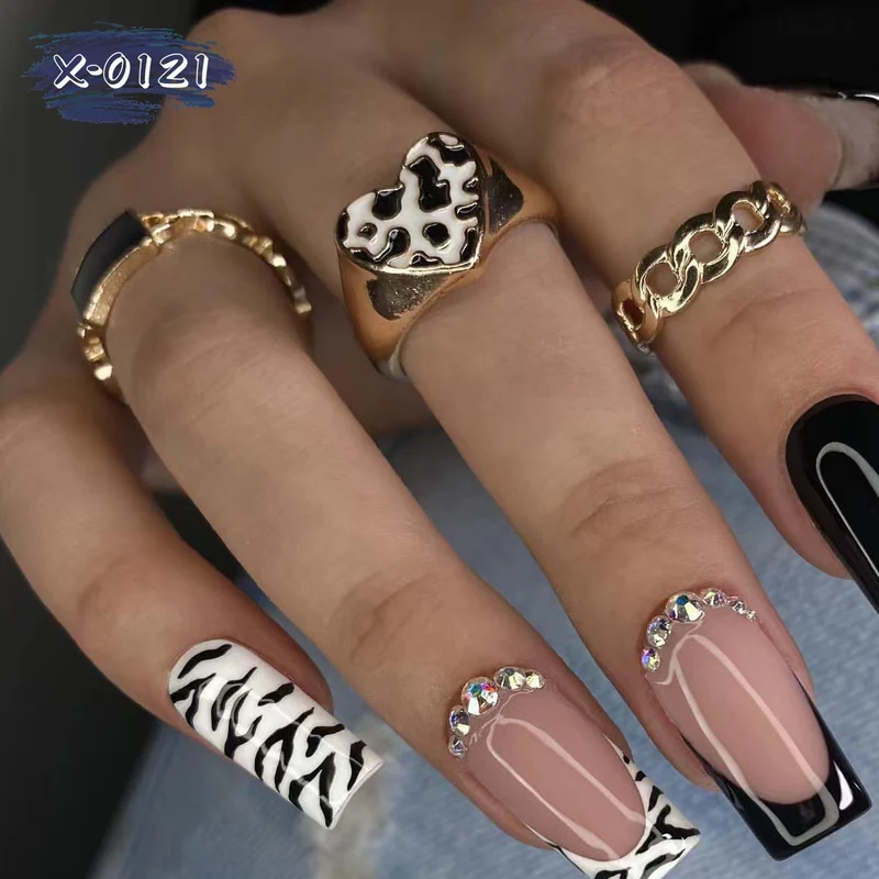 Trendige Tierdruck Nagelkunst Set