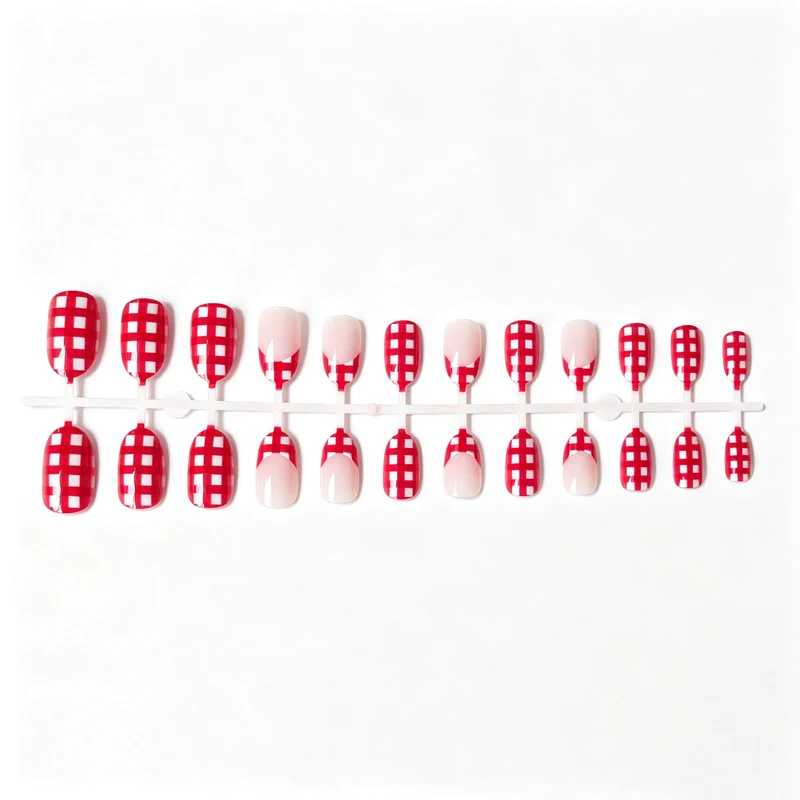 Stylisches Karomuster Nagelkunst