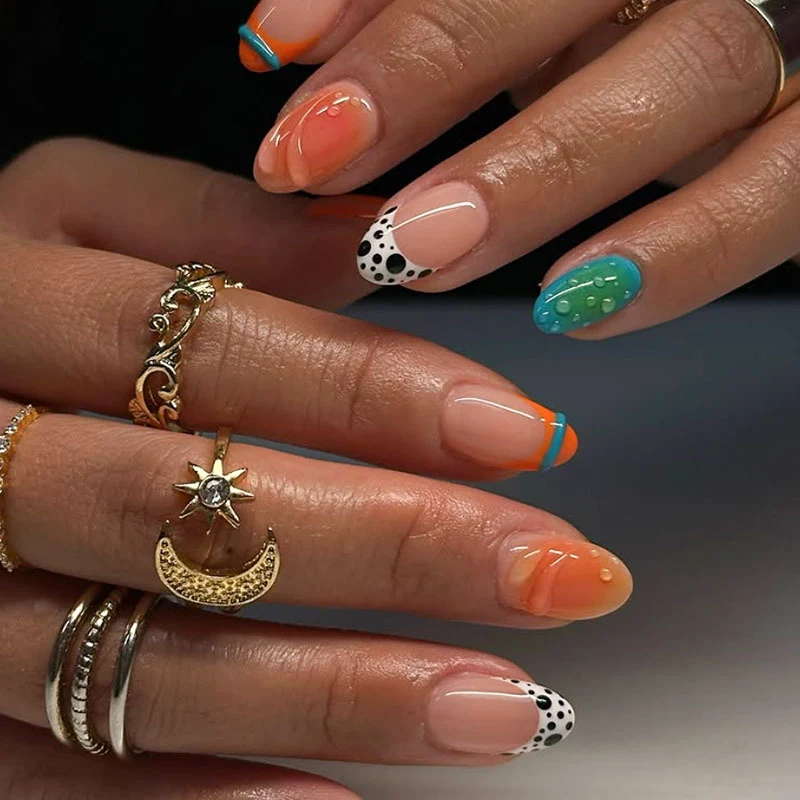 Künstlerische Trendige Nagelkunst