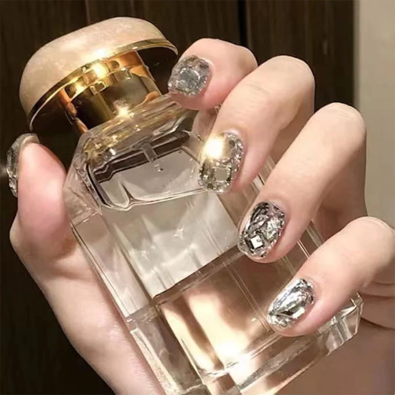 Kristallverzierte Press-On-Nagelset