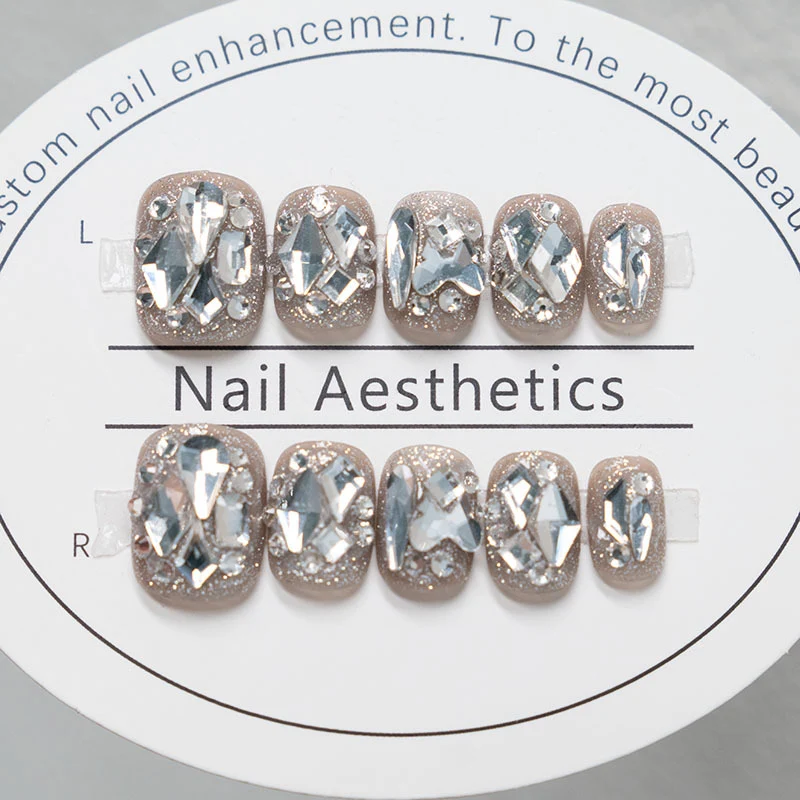 Kristallverzierte Press-On-Nagelset