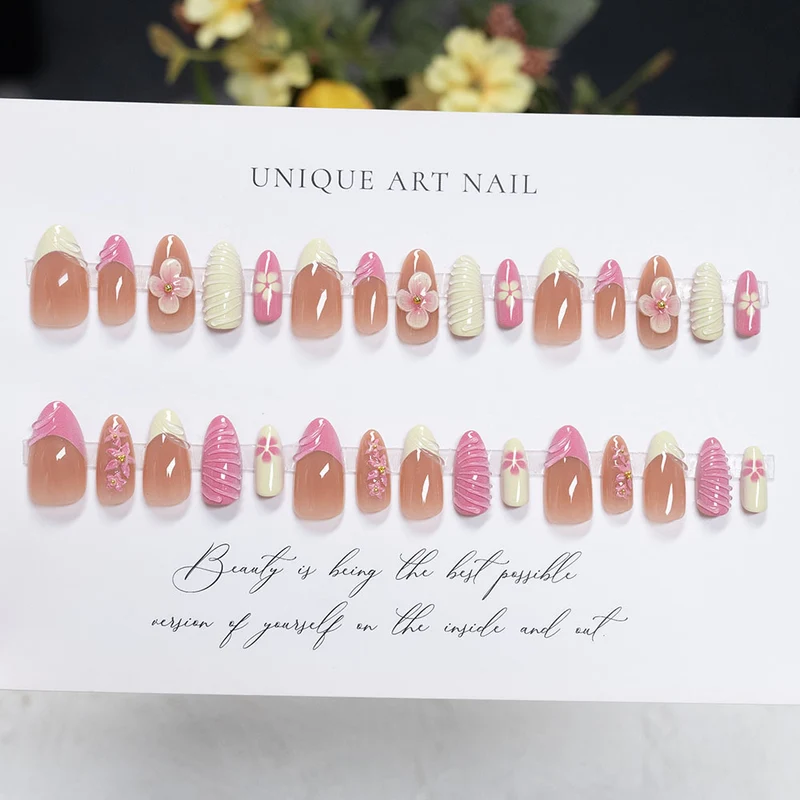 Dekoratives florales Press-On Nagelset