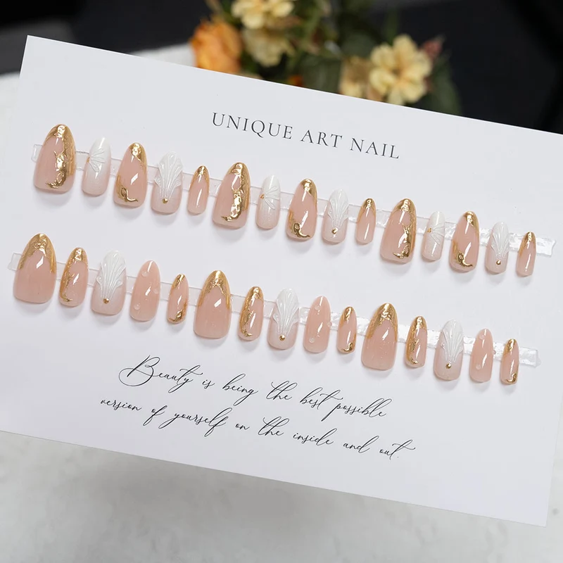 Künstlerisches Nageldesign