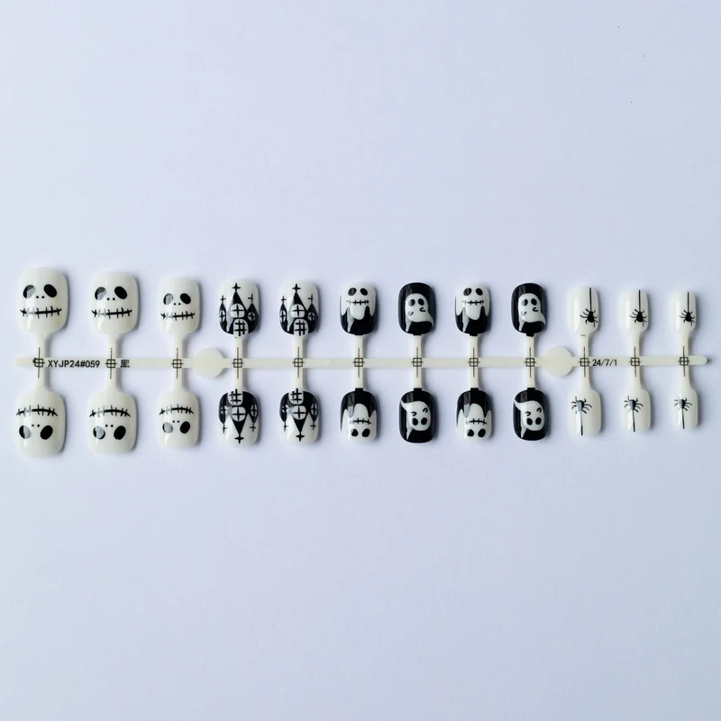Halloween-Themen Gruselige Nagelkunst-Set