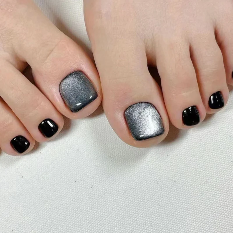 Künstlerische Nagelkunst Pediküre