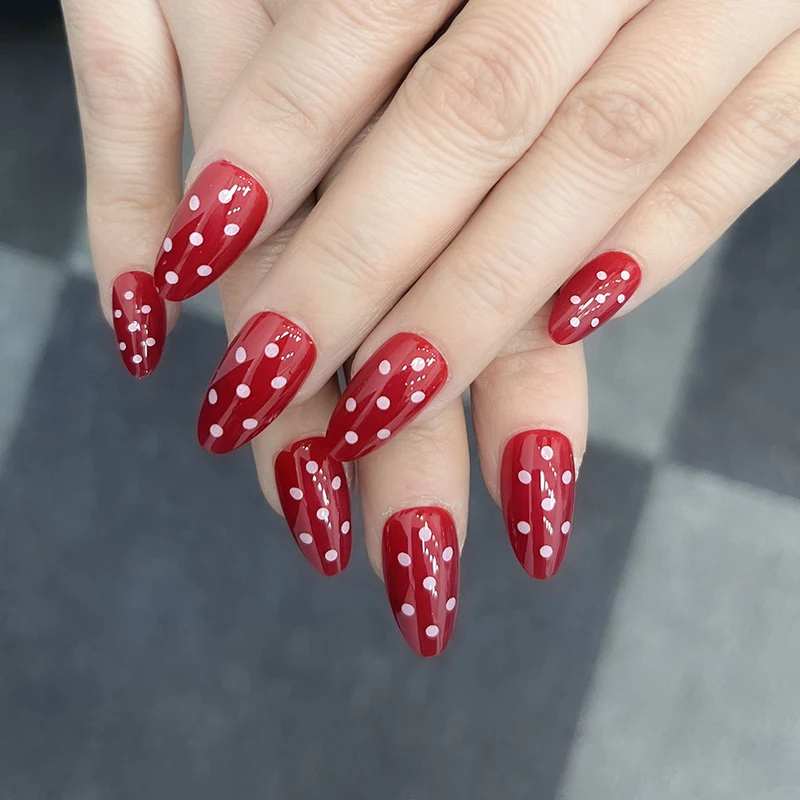 Künstlerisches Stiletto Press-On-Nagelset