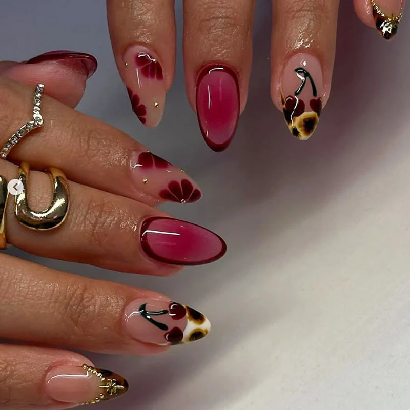 Künstlerisches Lang-Stiletto Nagelkunst Design