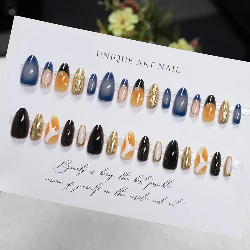 Kreatives Künstlerisches Press-On Nagelset