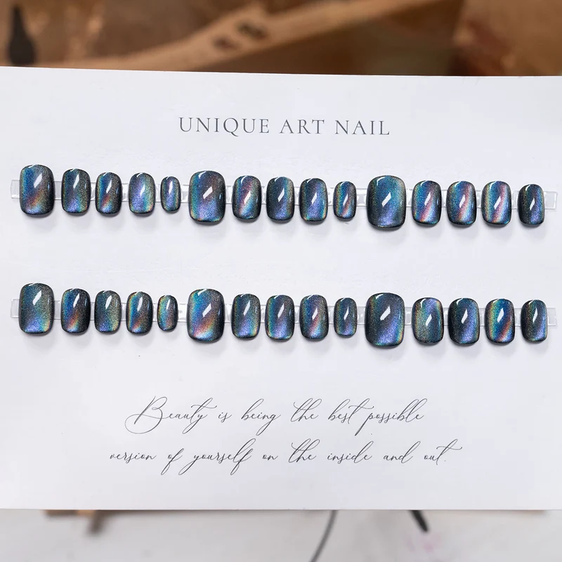Künstlerisches Glam Press-On Nagelset