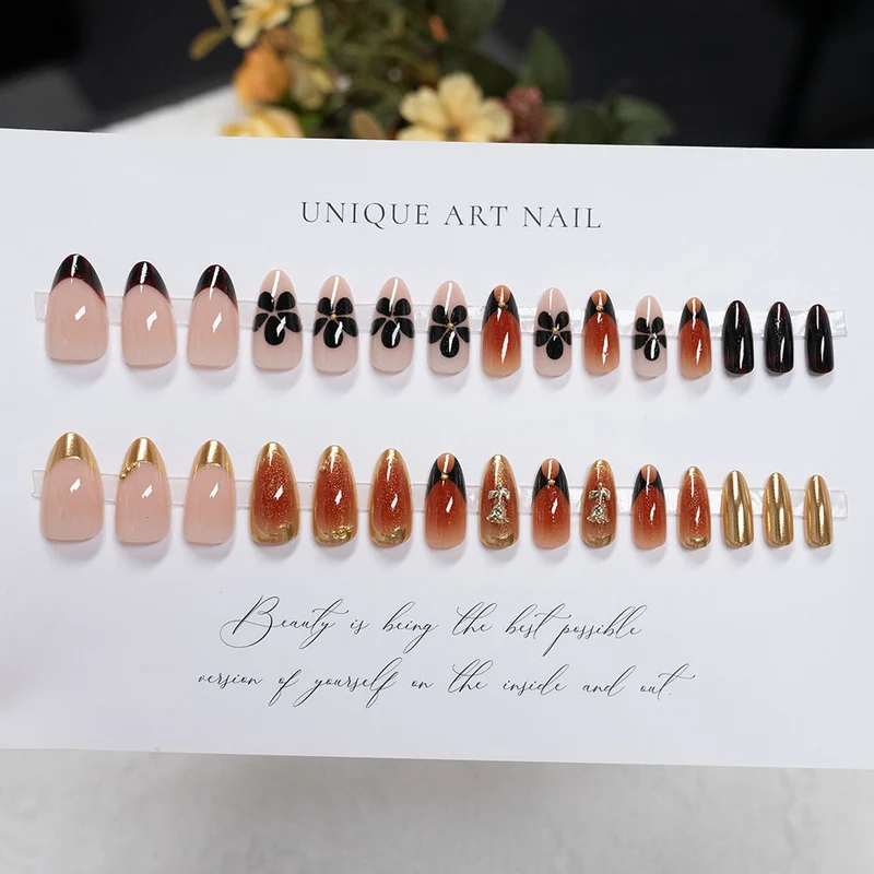 Künstlerisches Press-On-Nagelset