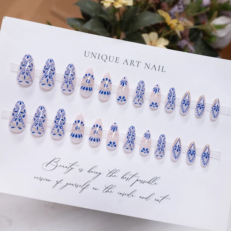 Künstlerische Florale Stiletto Druck-Nägel 1791110621