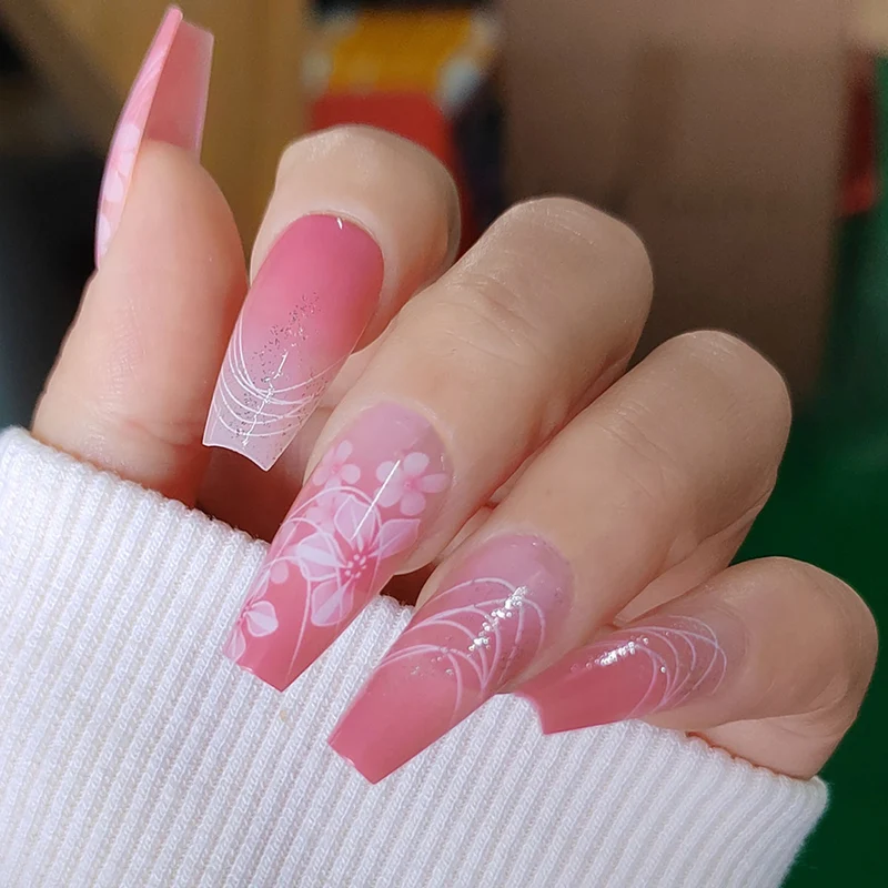 Künstlerisches Floral Press-On Nagelkunst Set