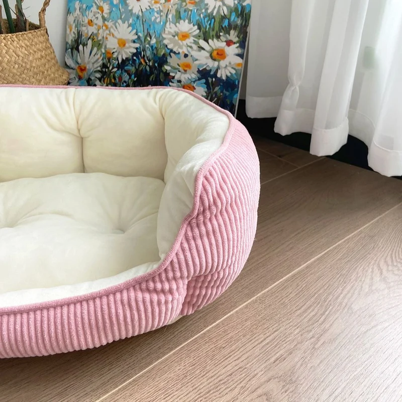 Weiches, gemütliches Katzenbett