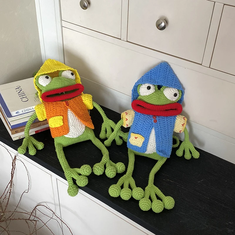 Handgefertigtes gehäkeltes Froschspielzeug