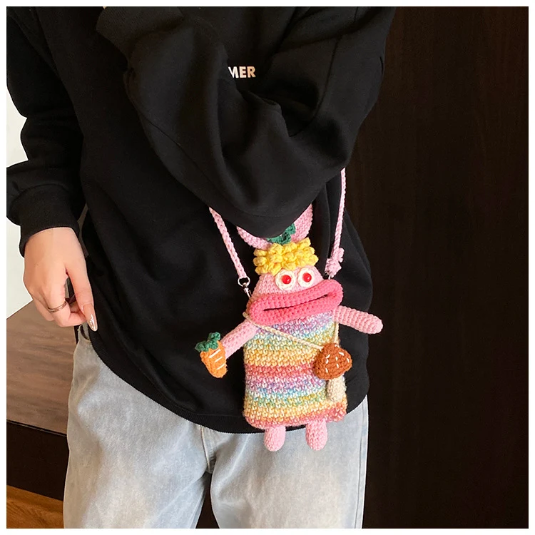 Handgefertigte Häkeldoll