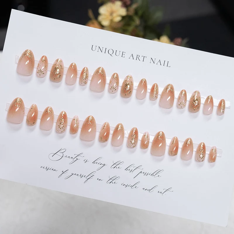 Künstlerisches Floral Nagelkunst Set