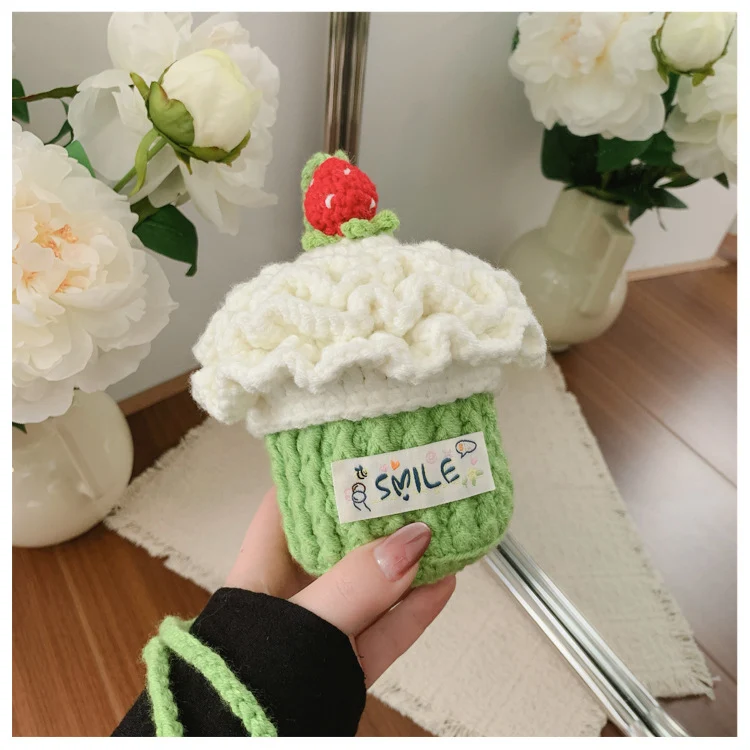Süßer gehäkelter Cupcake-Plüschspielzeug