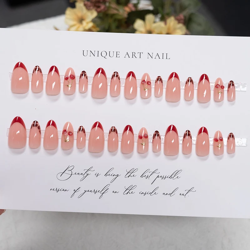 Künstlerisch Kirschen-inspirierte Nagelkunst