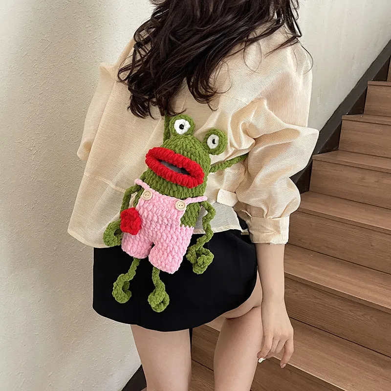 Verspielter frosch-themen gehäkelter rucksack