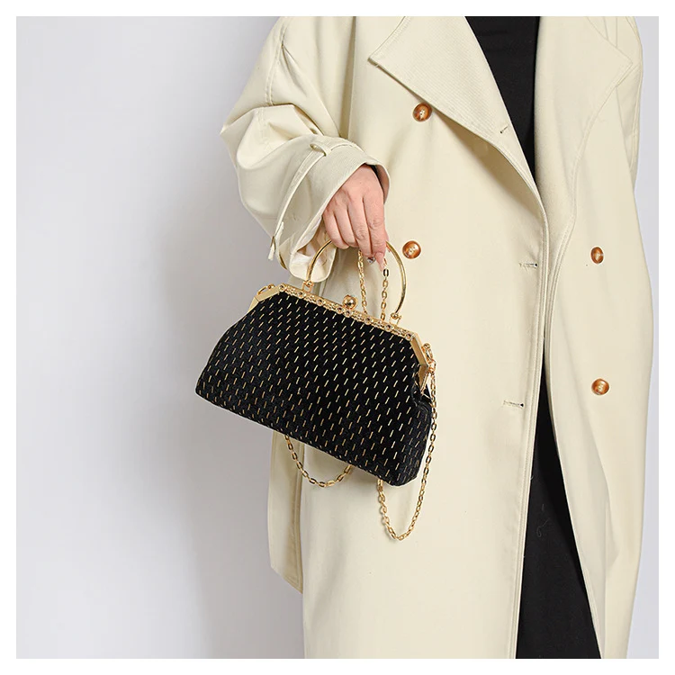 Vintage Glamour Kettenhandtasche