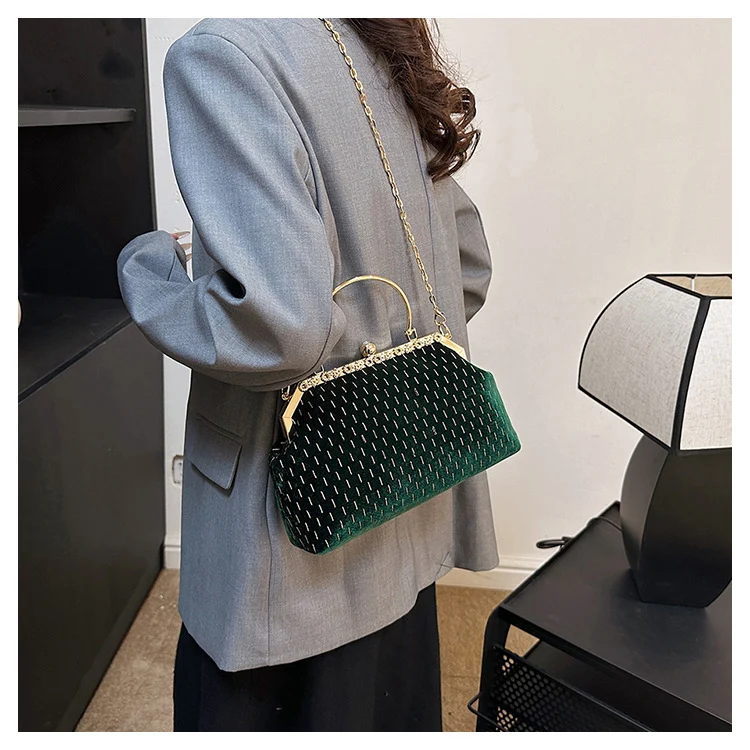Vintage Glamour Kettenhandtasche