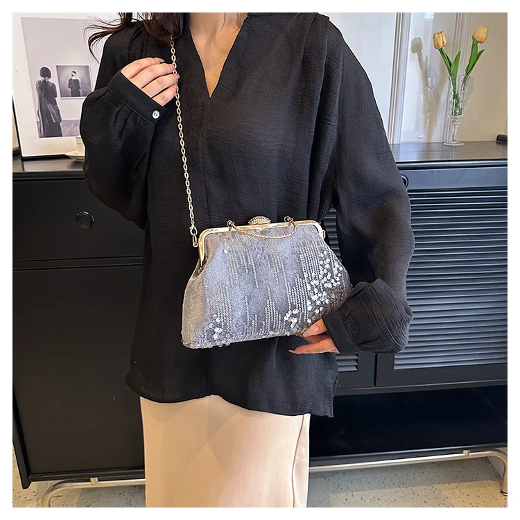 Paillettierte Abendhandtasche