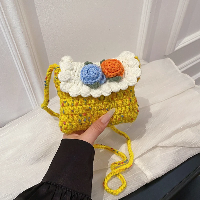Florale Häkel-Mini-Handtasche