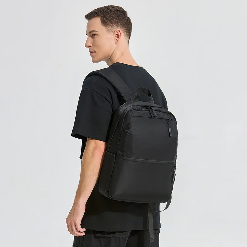 Skanto Leichter Minimalistischer Laptop-Rucksack Skanto