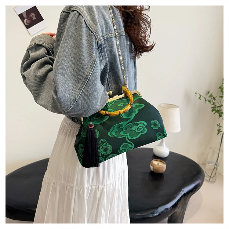 Vintage Floral Clutch