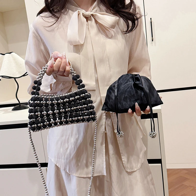 Dekorative Perlenhandtasche