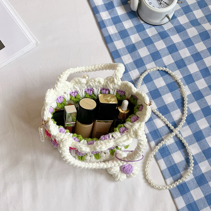 Niedliche Blumige Häkelhandtasche
