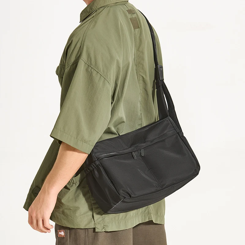 Funktionale Alltags-Messenger Bag Skanto