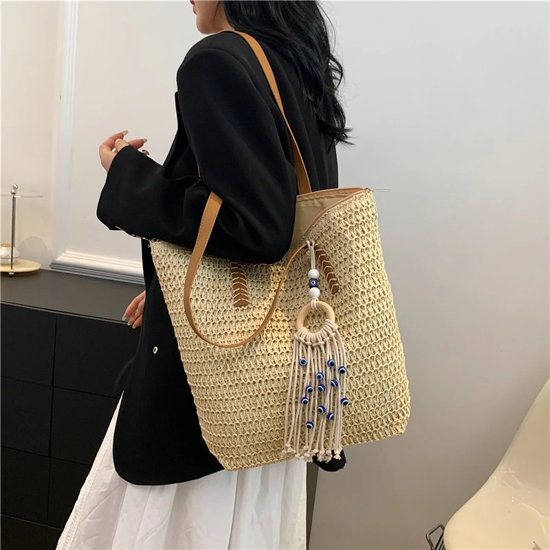 Handgefertigte Strohtasche