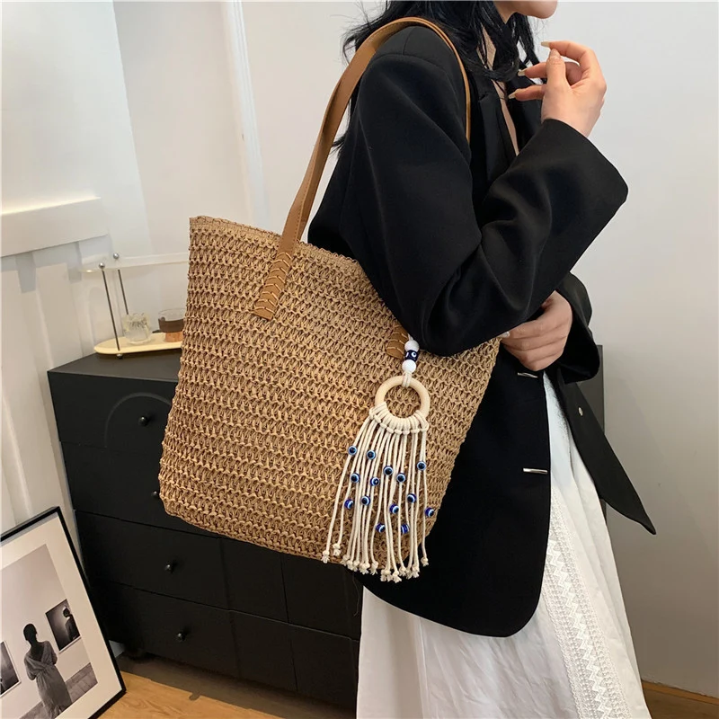 Handgefertigte Strohtasche