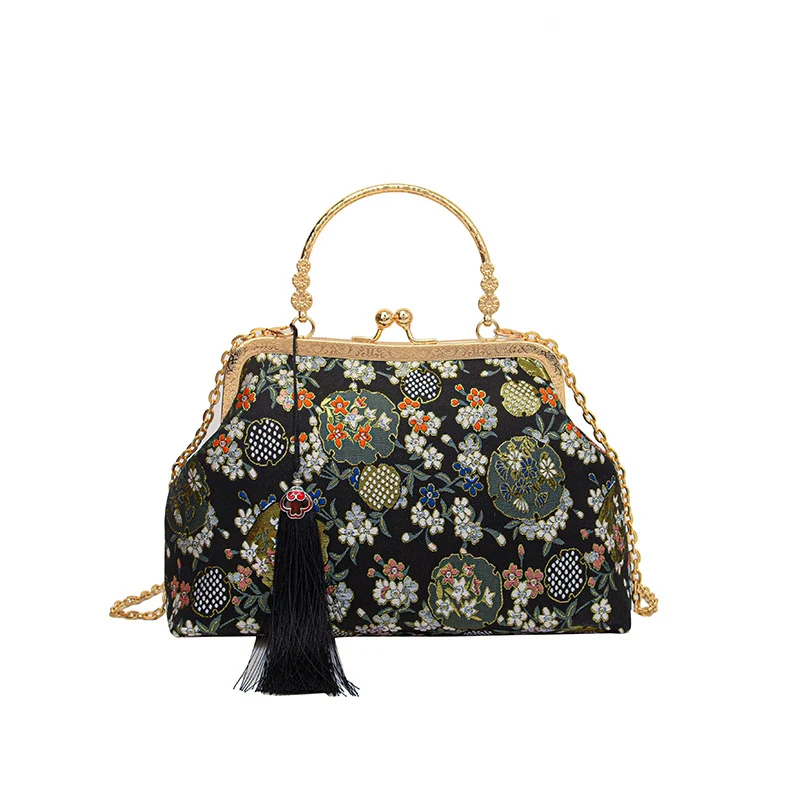 Floral gestickte Abend-Clutch