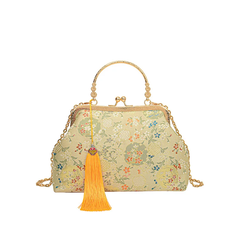 Floral gestickte Abend-Clutch