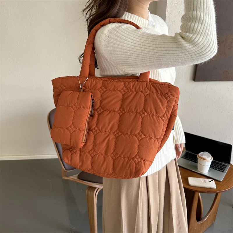 Gemütliche Stepp-Tasche